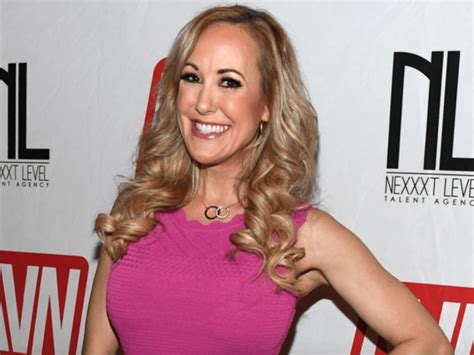 brandi love età|Brandi Love Biography, Career, Age, Height – GPLOOT